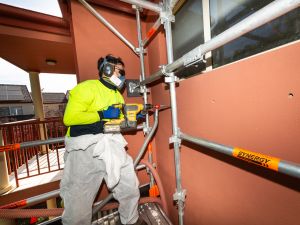 Filling-under-windows-insulation-canberra-act